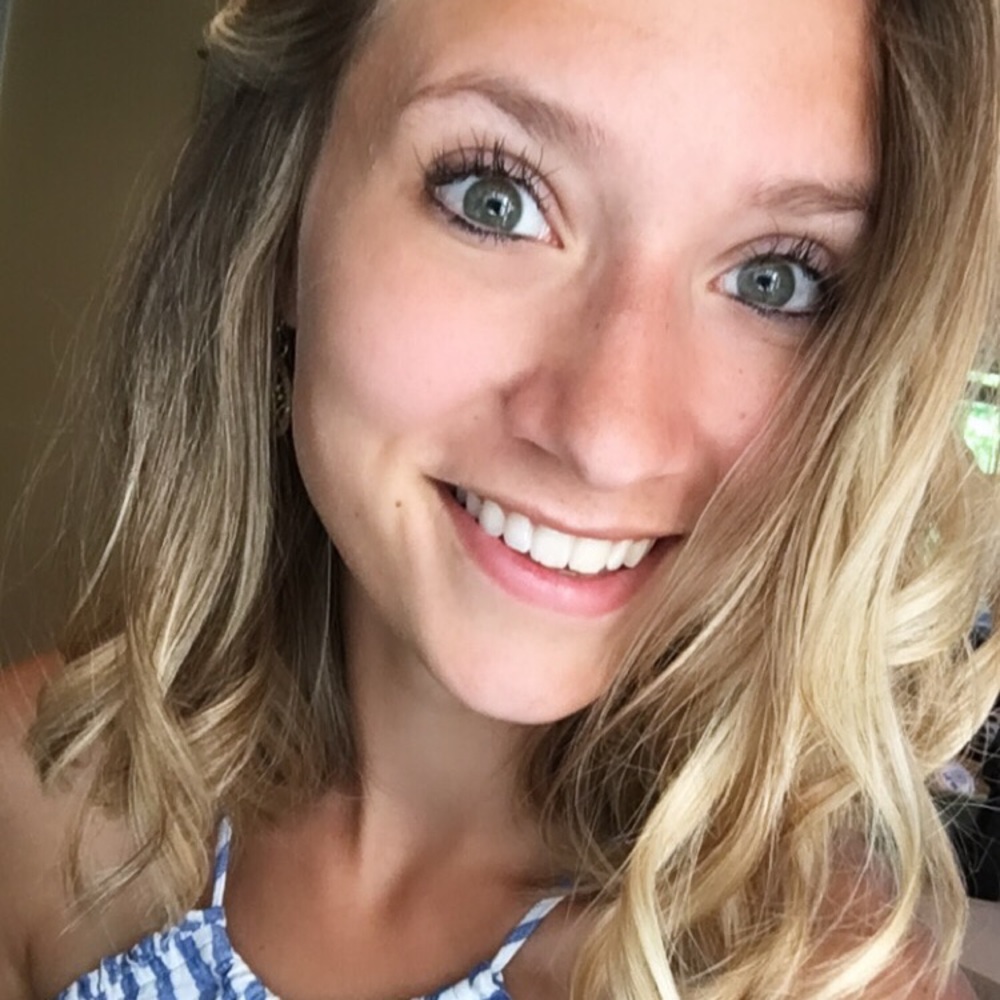 Meet your Posher, Lauren